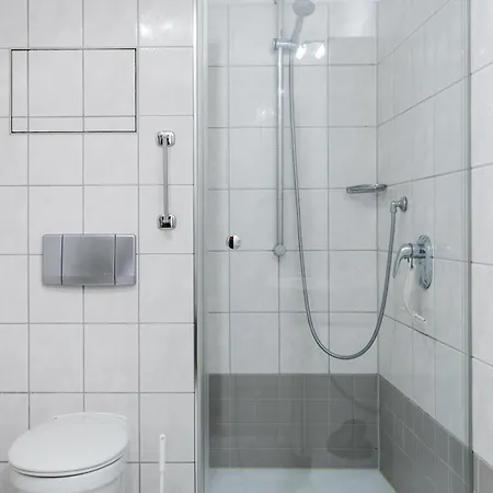 Apartment 372, Seepark