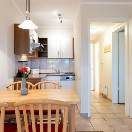 Apartment 372, Seepark